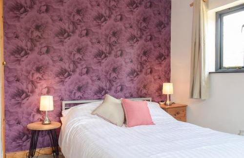 Hill View Lodge - Photo 20