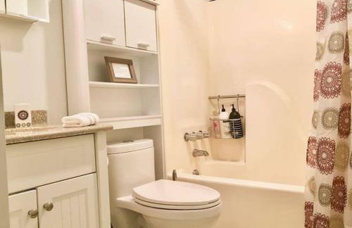 Beautiful Chalet with Hot Tub & Sauna in Poconos - Foto 12