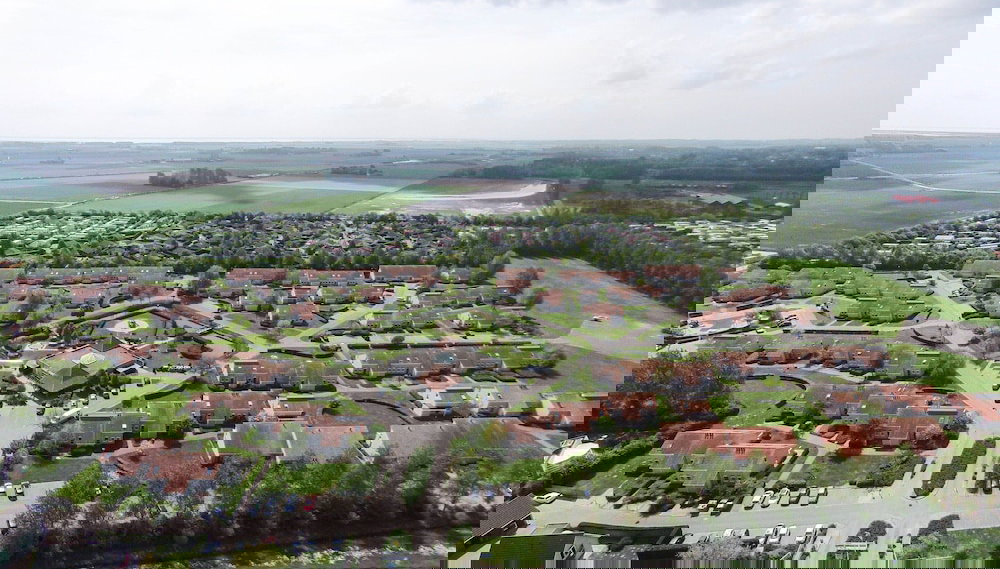 Restyled Bungalow With 2 Bathrooms, Near the Beach - Foto 1, Imagen principal