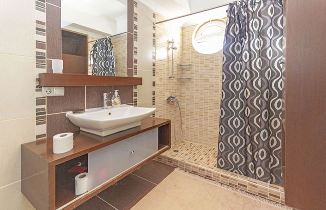 Paradise Town Villa Royal - Photo 14