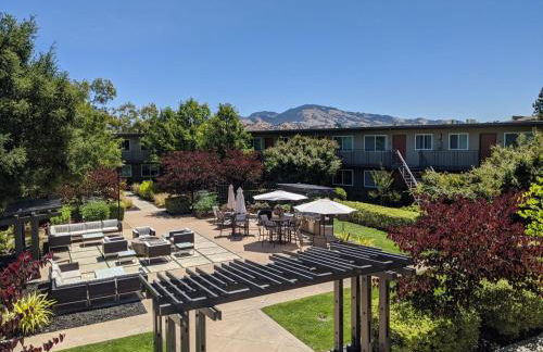 Downtown-King Bed-Top Floor-Parking-Wi-Fi - Foto 6