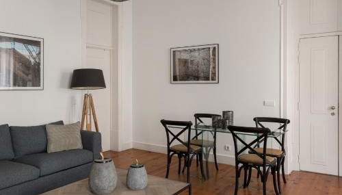 Chic 1-Bedroom in Cais do Sodré - Modern and Central - Photo 4