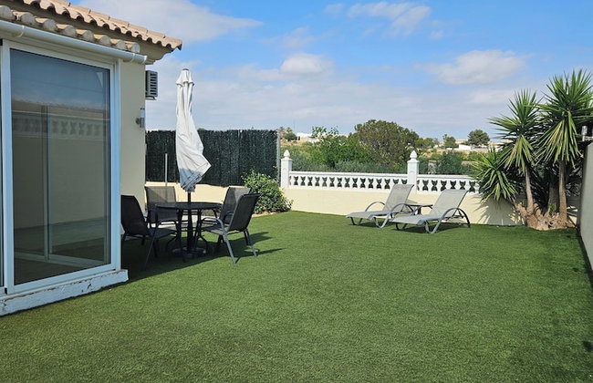 Villa - Sleeps 4 - Pool - Patio - Parking - Photo 50