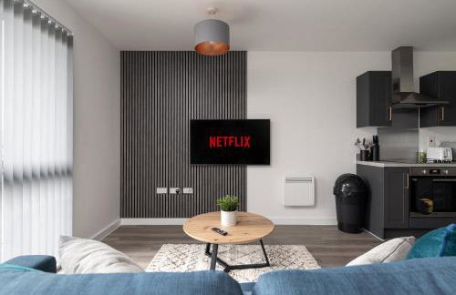 31 Grand Court - Lovely Home Near Canal, Park, & Central MK - Photo 1