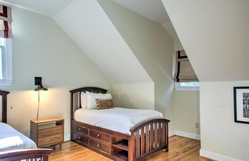 Hot Tub, Deck w/ Breathtaking Mountain Views - Foto 52