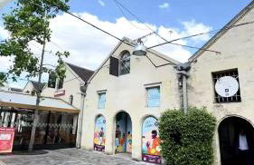 Spacious 2BR Balcony and AC - Foto 14