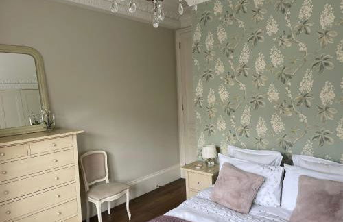 Stylish 3-bedroom flat in Kensington - Foto 24