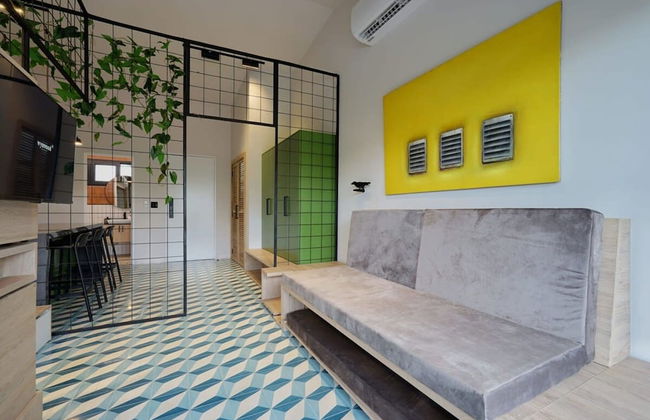 w Comfy Loft in Santa Ana - Photo 11