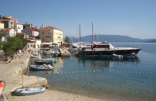 Valun Seaside Apartments - Foto 8