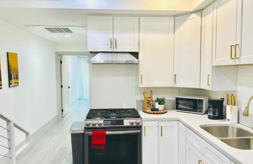 Newly Built Modern Central 2B On Sherman with Free Parking - Foto 22