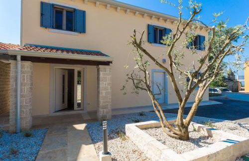 Holiday Home Tolles Ferienhaus in Deklići mit Privatem Pool by Interhome - Foto 7