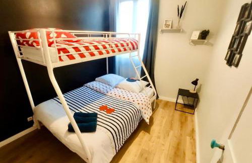 DisneyLand - Paris 20 min - Parking - 8 personnes - Foto 3