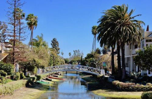 Elegant White Cottage, Venice Beach, California - Foto 7