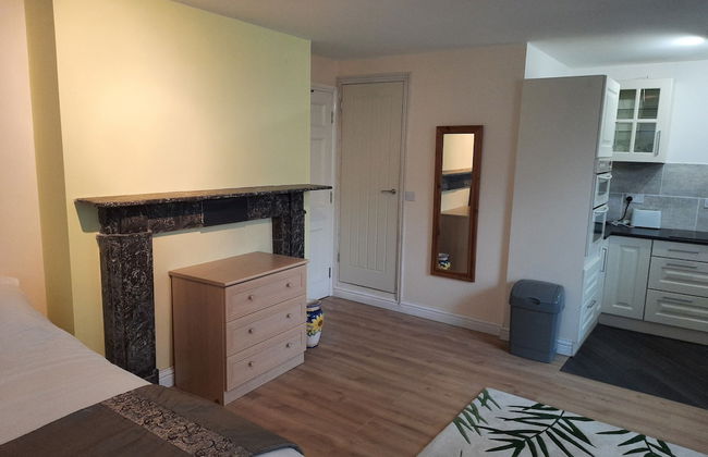 Self Contained Studio Flat in Winterton Hall - Foto 5