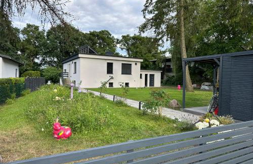 Stylisches See-Studio mit Badezugang & Garten - Photo 12