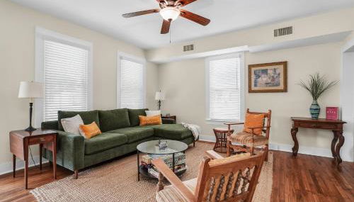 The Beach Peach - Downtown location with new charm! - Foto 5