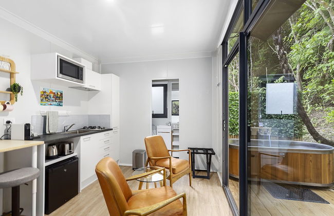 Two Peas In A Pod - Photo 3