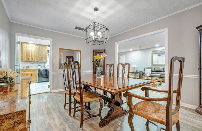 Hudson Manor 4 Bedroom Home by RedAwning - Foto 32