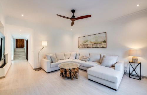 Villa in Marbella with golf views - Photo 5