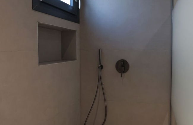 Limi Deluxe Suites - Foto 31