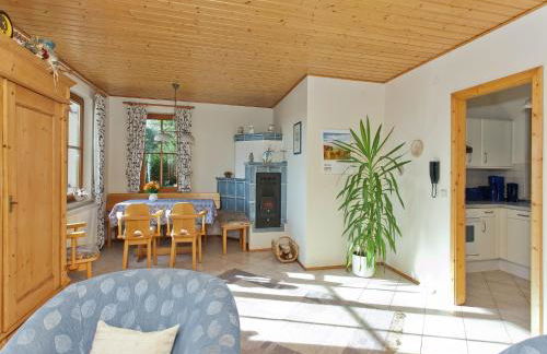 Holiday Home in the Knullgebirge With Balcony - Foto 8