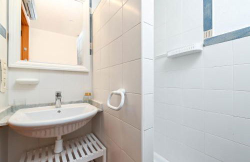 Bonita stay B Beach 1ªlínea, fibra, AA, BBQ, pool - Foto 33