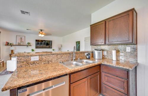 Pet-Friendly Yuma Home with Private Yard and Pool! - Foto 11