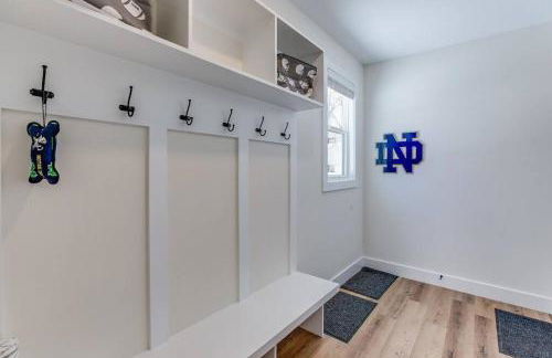 Luxury Estate with Stadium TDJ Views Sleeps 20 - Foto 18