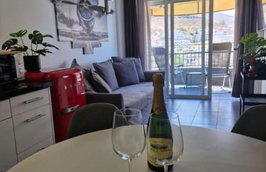 Torres del Sol 11th floor Atlantic view - Las Americas - Photo 17