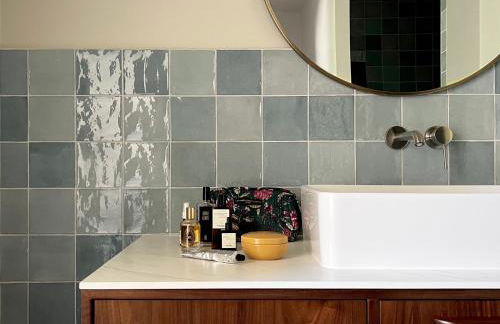 Historic 18th-Century Mansion - 3 BR - Bayeux - Garden & Museums Nearby - Photo 22