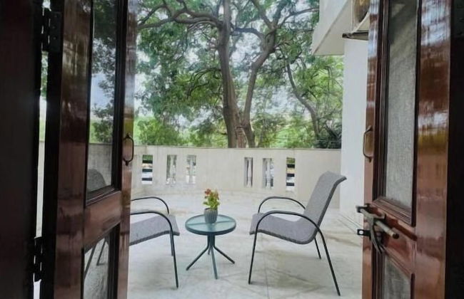 BluO Awesome 1BHK DLF Galleria Market ,Gym TT - Foto 16