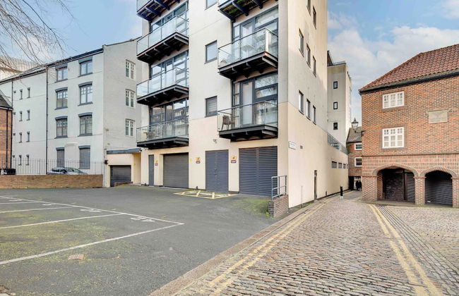 Laing Apartments - Photo 13