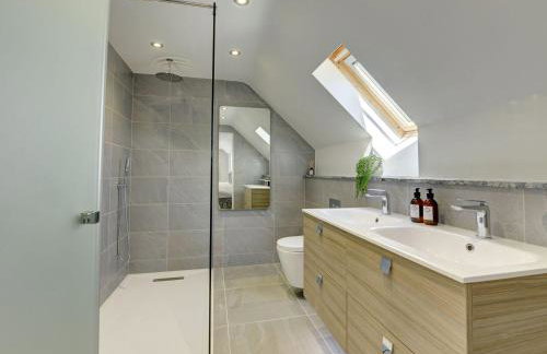 The Gate House - Photo 54