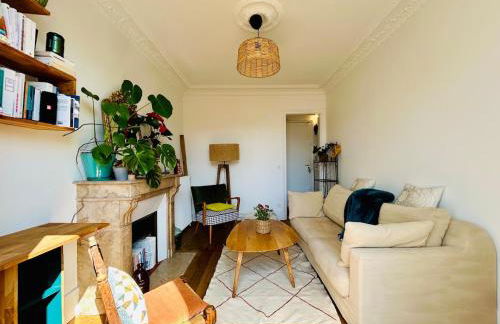 Paris rooftop retreat with sunny balcony - Foto 12