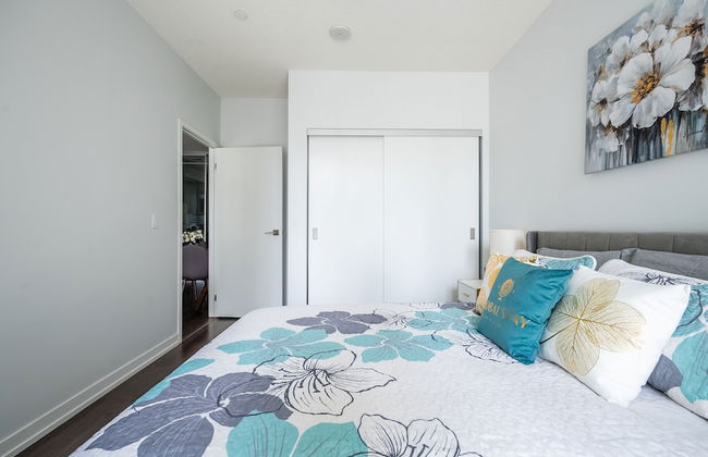 Modern Lillian Street Condos Midtown Toronto - Photo 6