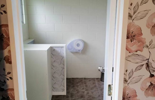 Stanley Apartments - Photo 15