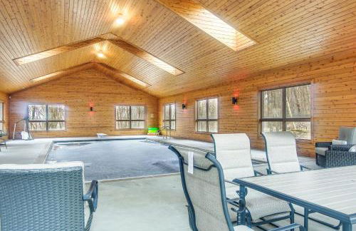 Family Home with Indoor Pool about 2 Mi to Elkhart Lake! - Foto 29
