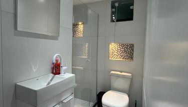 flat aconchegante com cozinha, área e churrasqueira - Foto 3