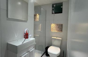 flat aconchegante com cozinha, área e churrasqueira - Foto 3