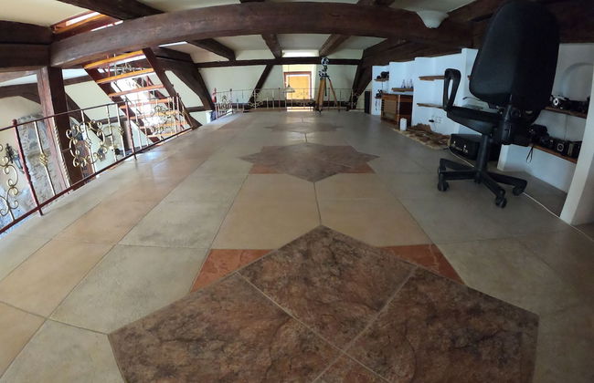 Downtown Apartment Bratislava - Photo 11