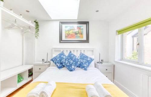 Central Bright 3 Bed Flat with Pool & Parking - Foto 16