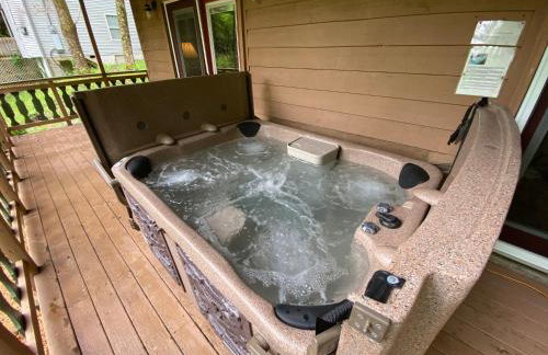 Mountain Chalet with hot tub ! - Foto 2