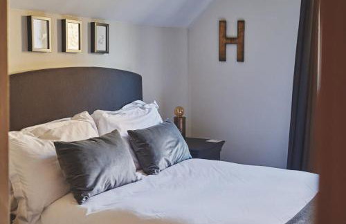 Large Stylish Luxury Cotswold Cottage - ideal for families, w/ EV charging - Foto 18