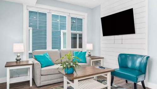 Private Hot Tub The Roost 16 Patio 2BR Downtown - Foto 3