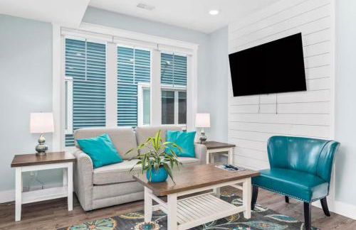 Private Hot Tub The Roost 16 Patio 2BR Downtown - Foto 3