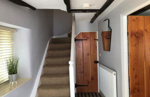 Church View - c. 1750 cosy character cob cottage. - Foto 2