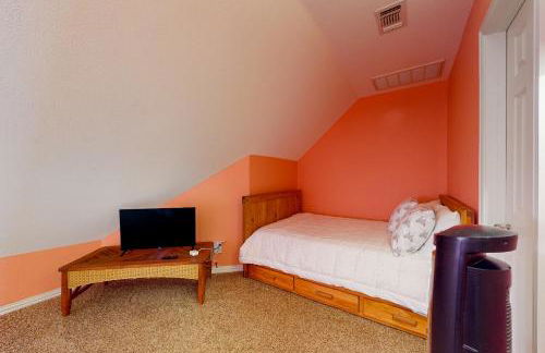 Lakefront Estate Stunning Views, Deck, Bar and Dock - Foto 27