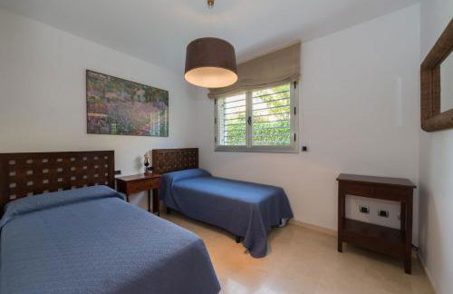 Ground floor with garden a few meters from the sea - Foto 16