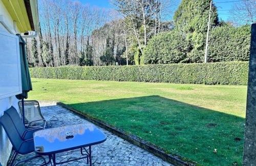 T3 Cozy Old House with XL garden - Foto 17