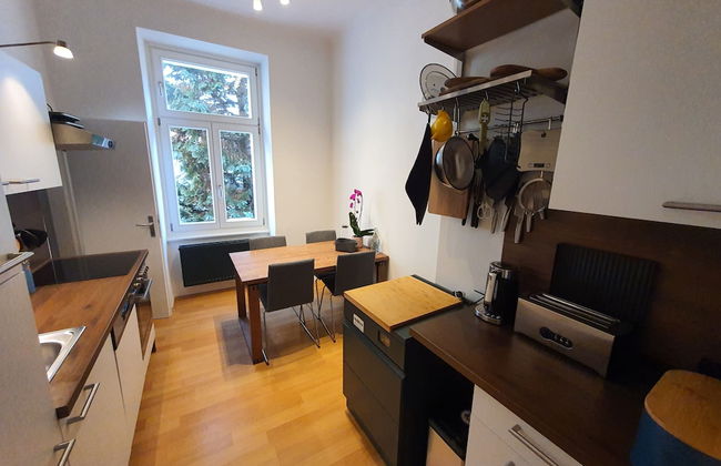 Central Graz Apartments by Paymán Club - Photo 18